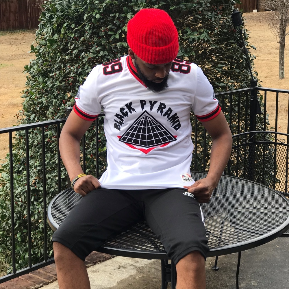 ⚫️🔴⚫️ Black Pyramid Bating Jersey 🔴⚫️🔴